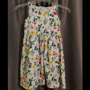 ✨4/$10✨ H&M Floral Dress